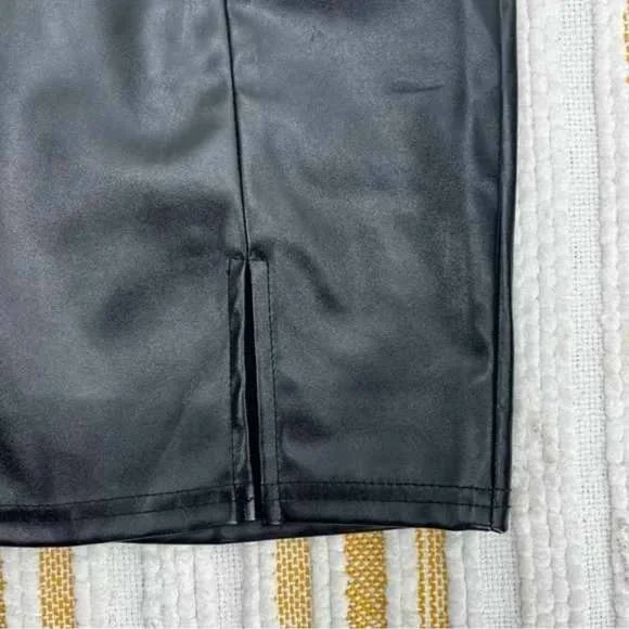 Women's black leather skirt - Picture 5 of 9